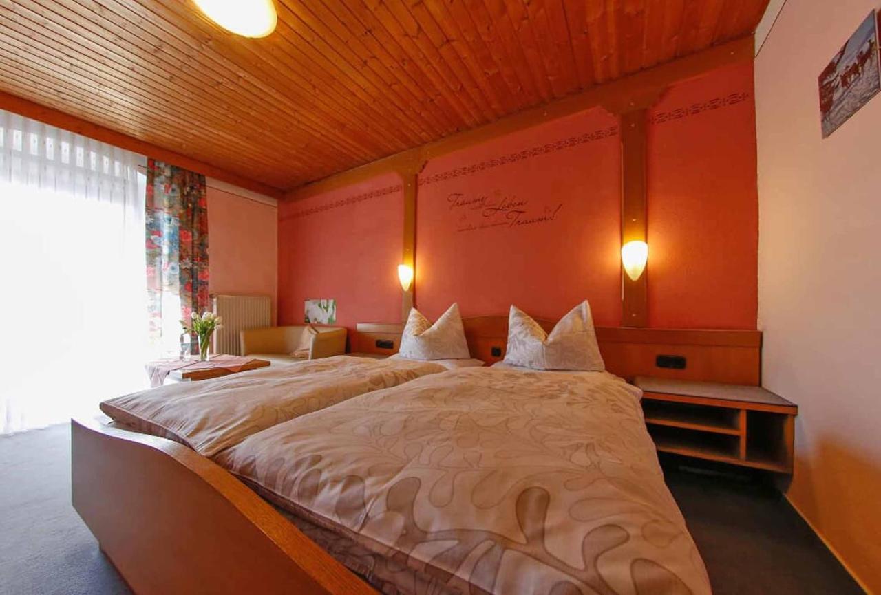 Gasthof-Metzgerei-Pension Schierlitz Римбах Екстериор снимка
